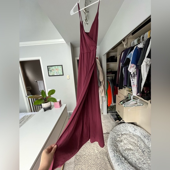 II ININ Deep V-Neck Backless Casual Summer Dress Maroon - Picture 3 of 4